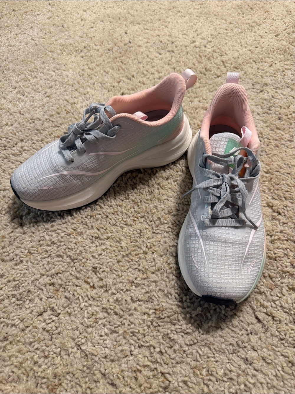 Women's Lightweight Running Sneakers - Pink and Gray